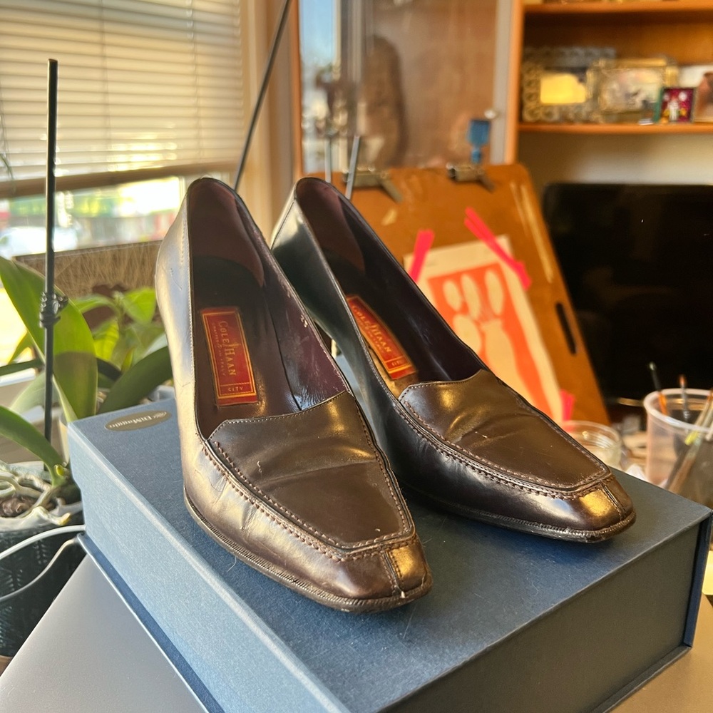 Cole Haan Sexy Kitten Heel Classic Cole Haan Dark Brown Leather Heeled Loafers